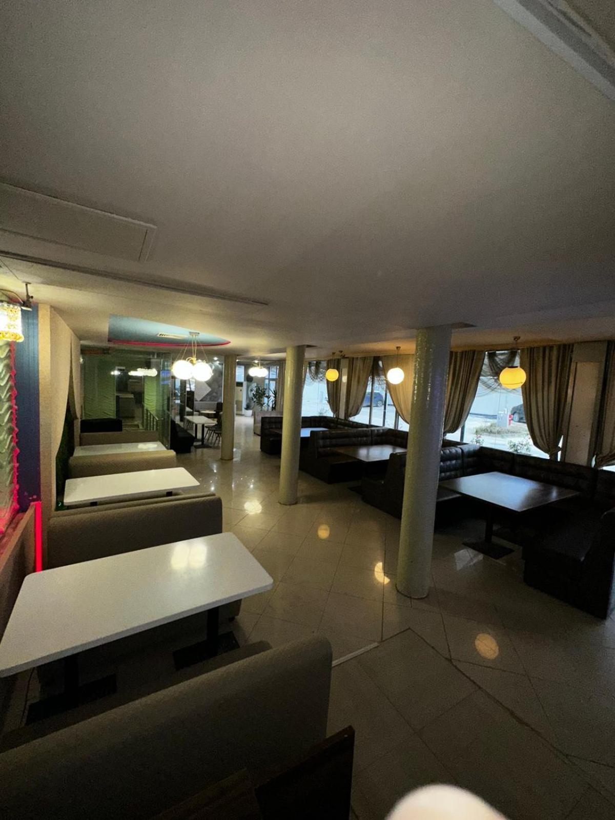 Danita Apartments & Diva Restaurant Bbq&Pool Bar Varna Extérieur photo